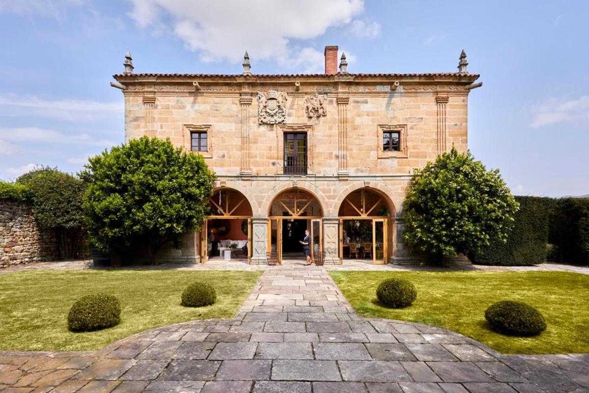 Helguera Palacio Boutique & Antique Hotel Vargas Exterior photo